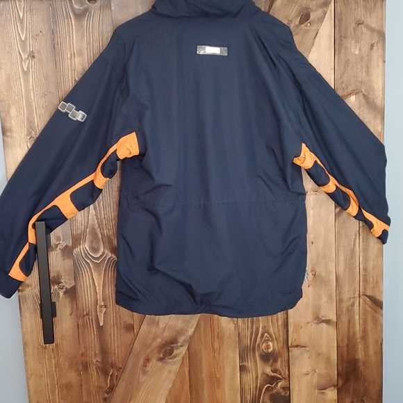 Foursquare Snowboard shell jacket. - Picture 5 of 5